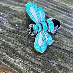 Margot de Taxco Mexico 925 enameled bee brooch